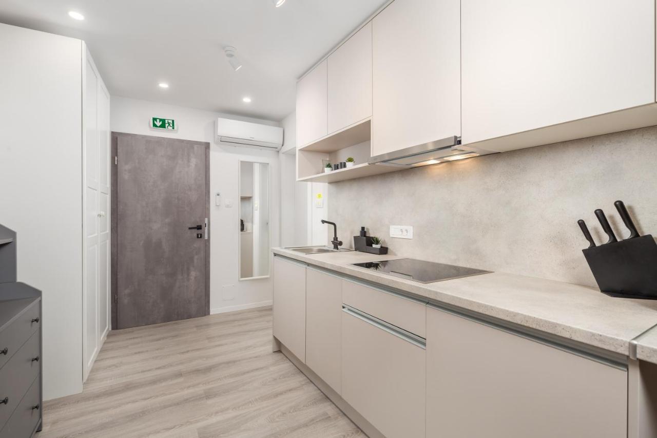 Apartments Penkala Рийека Екстериор снимка