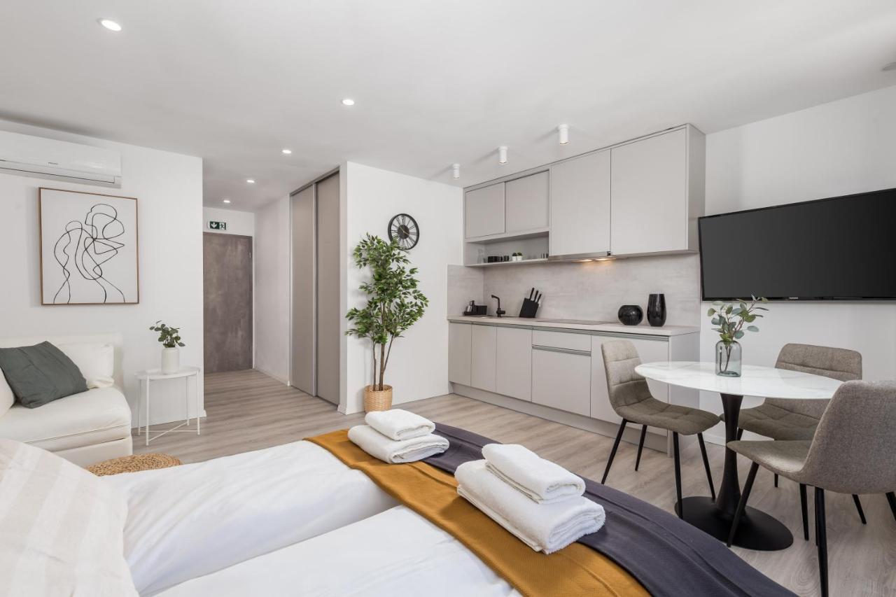 Apartments Penkala Рийека Екстериор снимка